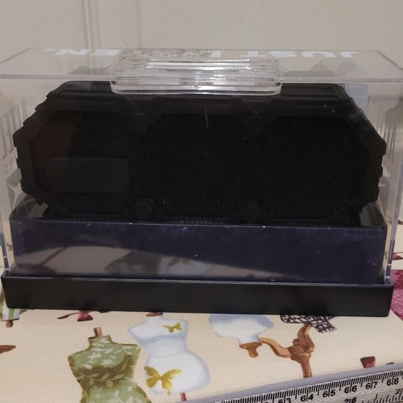 Altec Lansing Mini Life Jacket 2 - IP67 NEVER USED - Picture 7 of 7